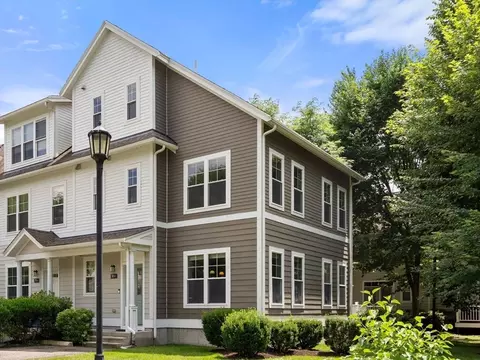 9 Lark Dr #201, Boston, MA 02126