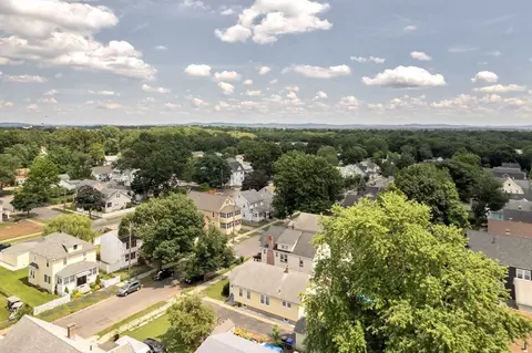 View/Area - 44 Cherrelyn St, Springfield, MA 01104 photo 1 of 3