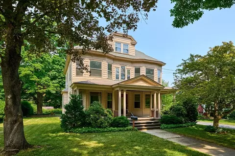 11 Montague St, Montague, MA 01376