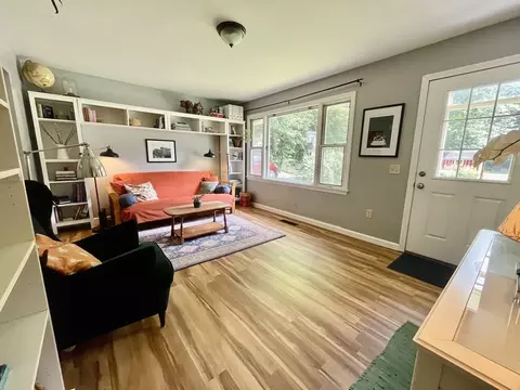 Living - 32 Powell St, Northampton, MA 01062 photo 1 of 2