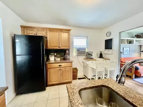 Kitchen - 32 Powell St, Northampton, MA 01062 photo 2 of 5
