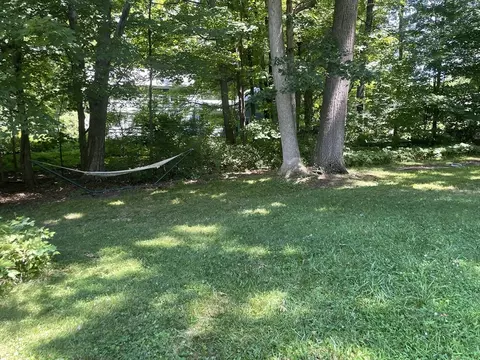 Exterior - 32 Powell St, Northampton, MA 01062 photo 3 of 3