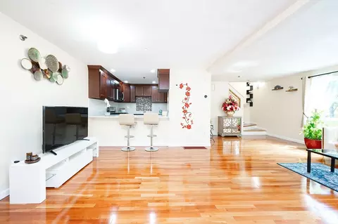 175 Littleton Rd #B20, Chelmsford, MA 01824
