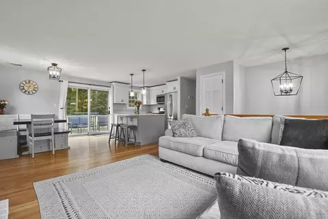 10 Cape Cod Ln, Hanover, MA 02339 photo 17