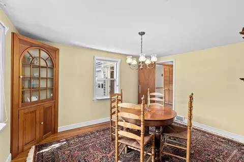 Dining - 3 Rayfield Rd, Marshfield, MA 02050 photo 1 of 1