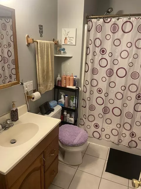425 Ferry St, Everett, MA 02149 photo 4