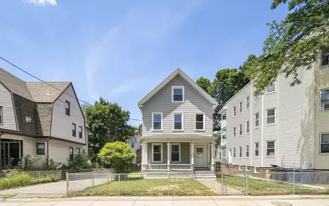 128 Central St, Somerville, MA 02145