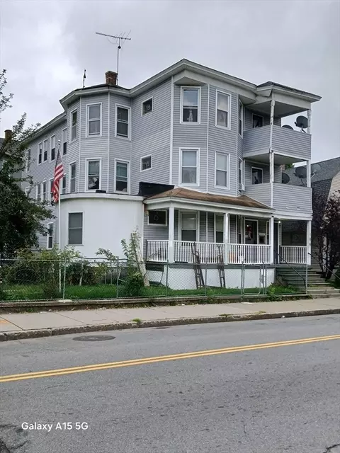 106 Elm St, Worcester, MA 01609 photo 2