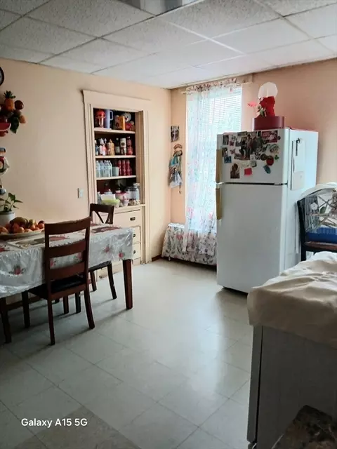 106 Elm St, Worcester, MA 01609 photo 5