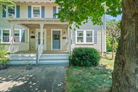 93 Forest Ave Ext #93, Plymouth, MA 02360