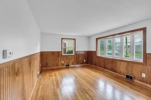 144 Lloyd Ave, Springfield, MA 01119 photo 7