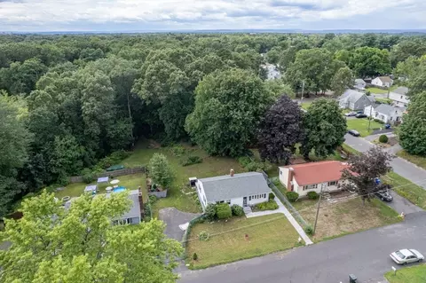 144 Lloyd Ave, Springfield, MA 01119 photo 37