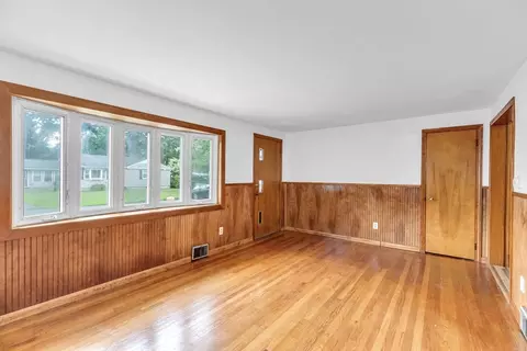 144 Lloyd Ave, Springfield, MA 01119 photo 8