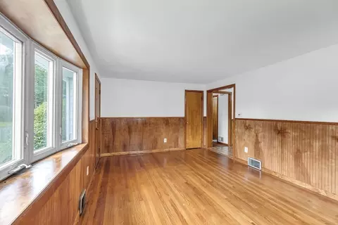 144 Lloyd Ave, Springfield, MA 01119 photo 9