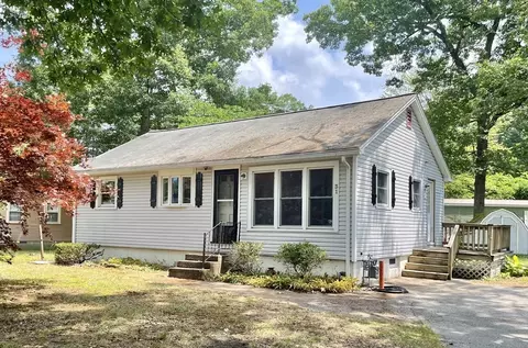 31 Tolman Ave, Shirley, MA 01464