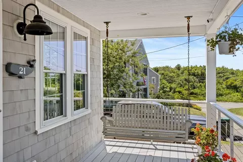 21 Thomas St, Marshfield, MA 02050 photo 4
