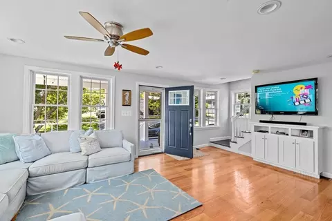 21 Thomas St, Marshfield, MA 02050 photo 11