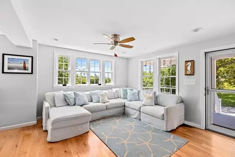 21 Thomas St, Marshfield, MA 02050 photo 10