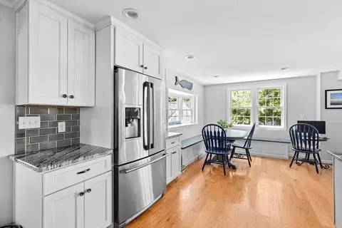 21 Thomas St, Marshfield, MA 02050 photo 8