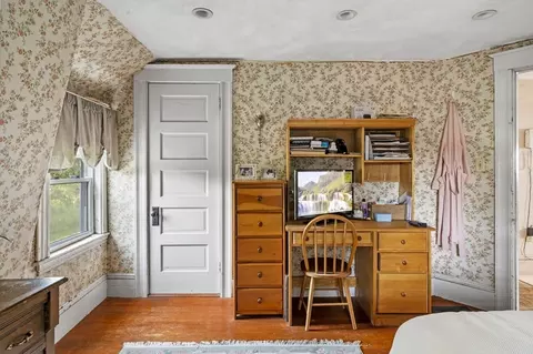 Bedroom - 3 Trask St, Danvers, MA 01923 photo 4 of 4