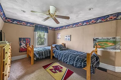 Bedroom - 3 Trask St, Danvers, MA 01923 photo 2 of 4