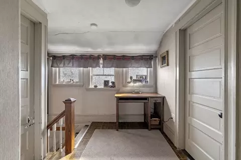 Entry Way - 3 Trask St, Danvers, MA 01923 photo 1 of 3