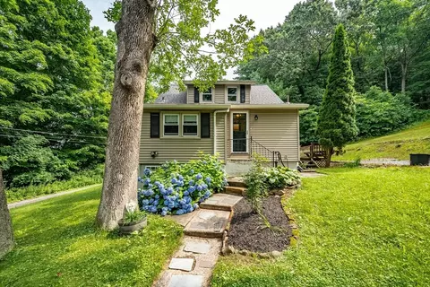 183 Mapleshade Ave, East Longmeadow, MA 01028