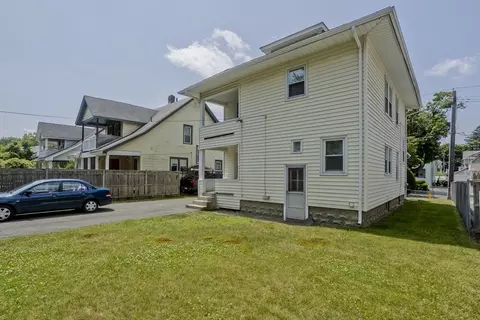 Exterior - 39 E Alvord St, Springfield, MA 01108 photo 6 of 8