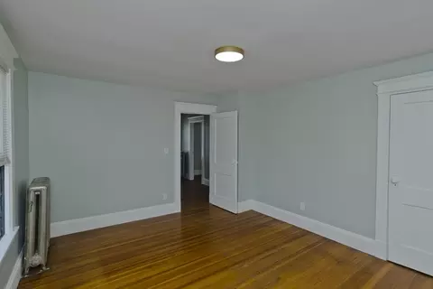 Bedroom - 39 E Alvord St, Springfield, MA 01108 photo 9 of 13