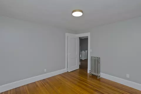 Bedroom - 39 E Alvord St, Springfield, MA 01108 photo 3 of 13