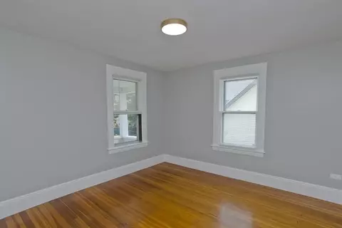 Bedroom - 39 E Alvord St, Springfield, MA 01108 photo 1 of 13