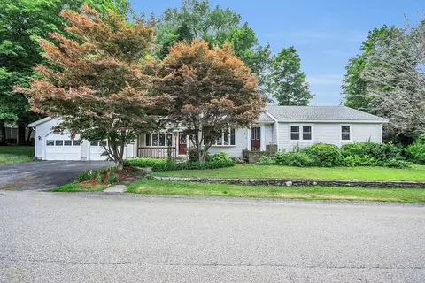 70 St Jean Ave, Leominster, MA 01453