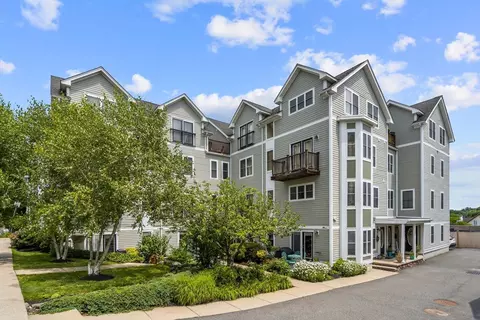 25-27 Taft Hill Ter #2, Boston, MA 02131