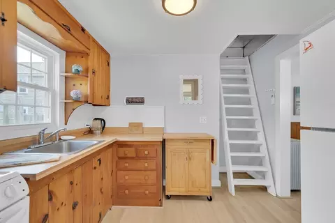 Kitchen - 3 Toms Path, Dennis, MA 02639 photo 3 of 3