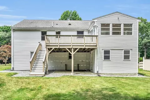 10 Arrow Cir, Reading, MA 01867 photo 35