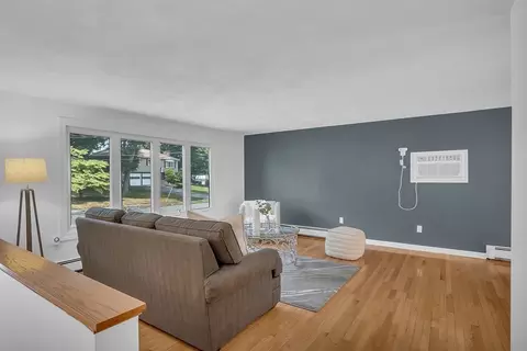 10 Arrow Cir, Reading, MA 01867 photo 6
