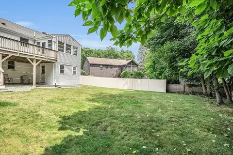 10 Arrow Cir, Reading, MA 01867 photo 32