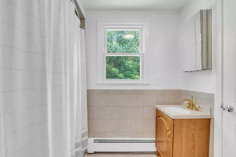 10 Arrow Cir, Reading, MA 01867 photo 16