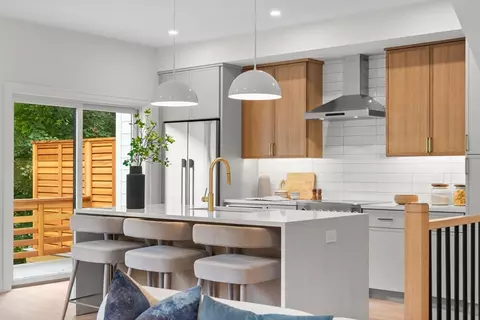 129 Appleton St #1, Arlington, MA 02476