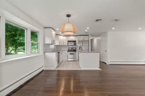 129 Norfolk, Canton, MA 02021 photo 12