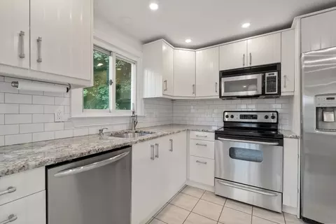 129 Norfolk, Canton, MA 02021 photo 6
