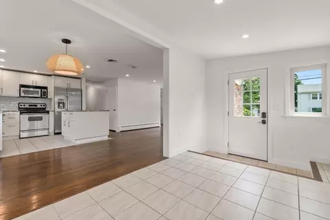 129 Norfolk, Canton, MA 02021 photo 14