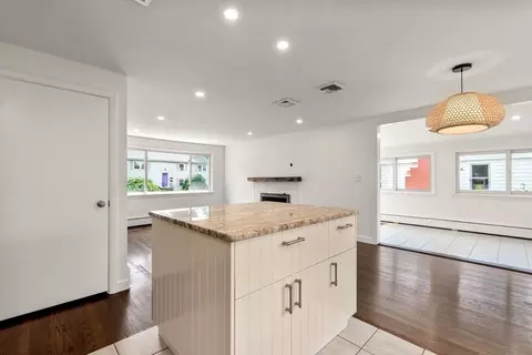 129 Norfolk, Canton, MA 02021 photo 10