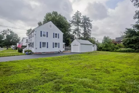 37 Monroe St, Chicopee, MA 01020 photo 25