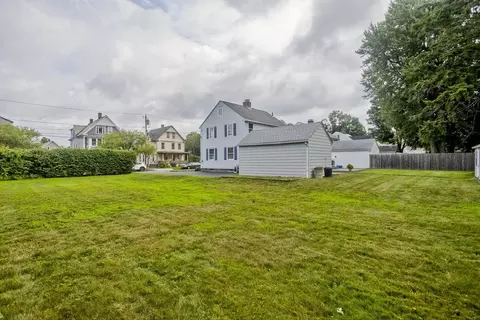 37 Monroe St, Chicopee, MA 01020 photo 24