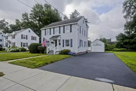 37 Monroe St, Chicopee, MA 01020