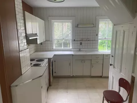 555 Main St, Barnstable, MA 02635 photo 9
