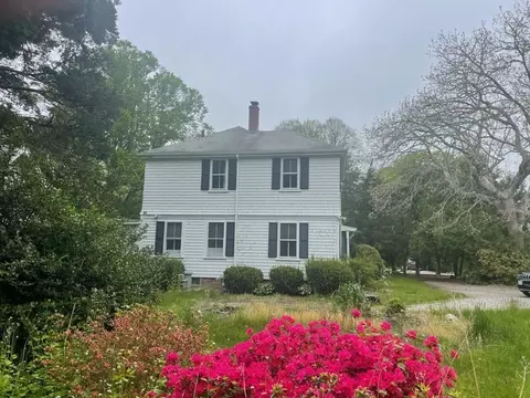 555 Main St, Barnstable, MA 02635 photo 2