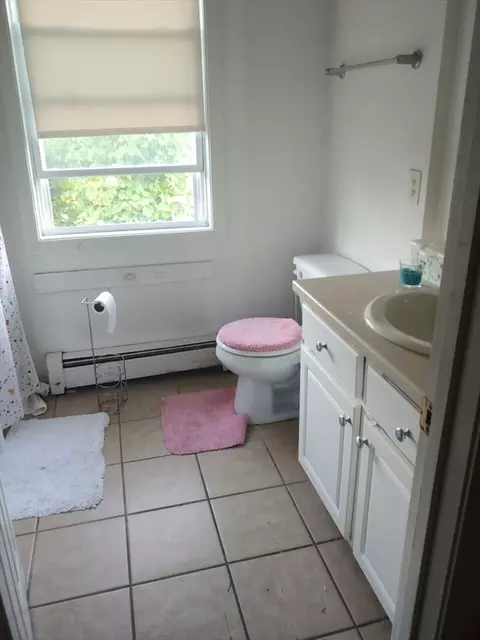 21-23 Indian Leap St, Springfield, MA 01151 photo 7