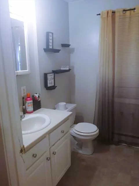21-23 Indian Leap St, Springfield, MA 01151 photo 12